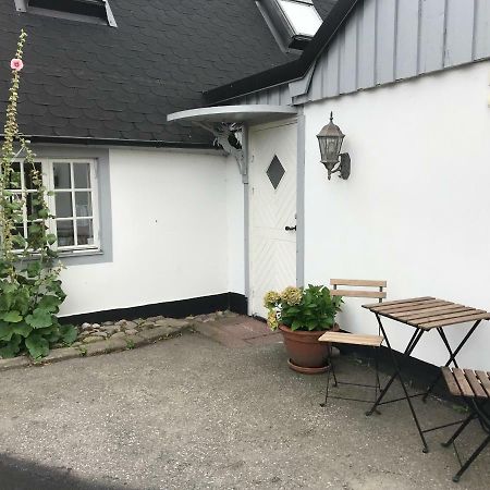 Bed & Breakfast Hoellviken ภายนอก รูปภาพ